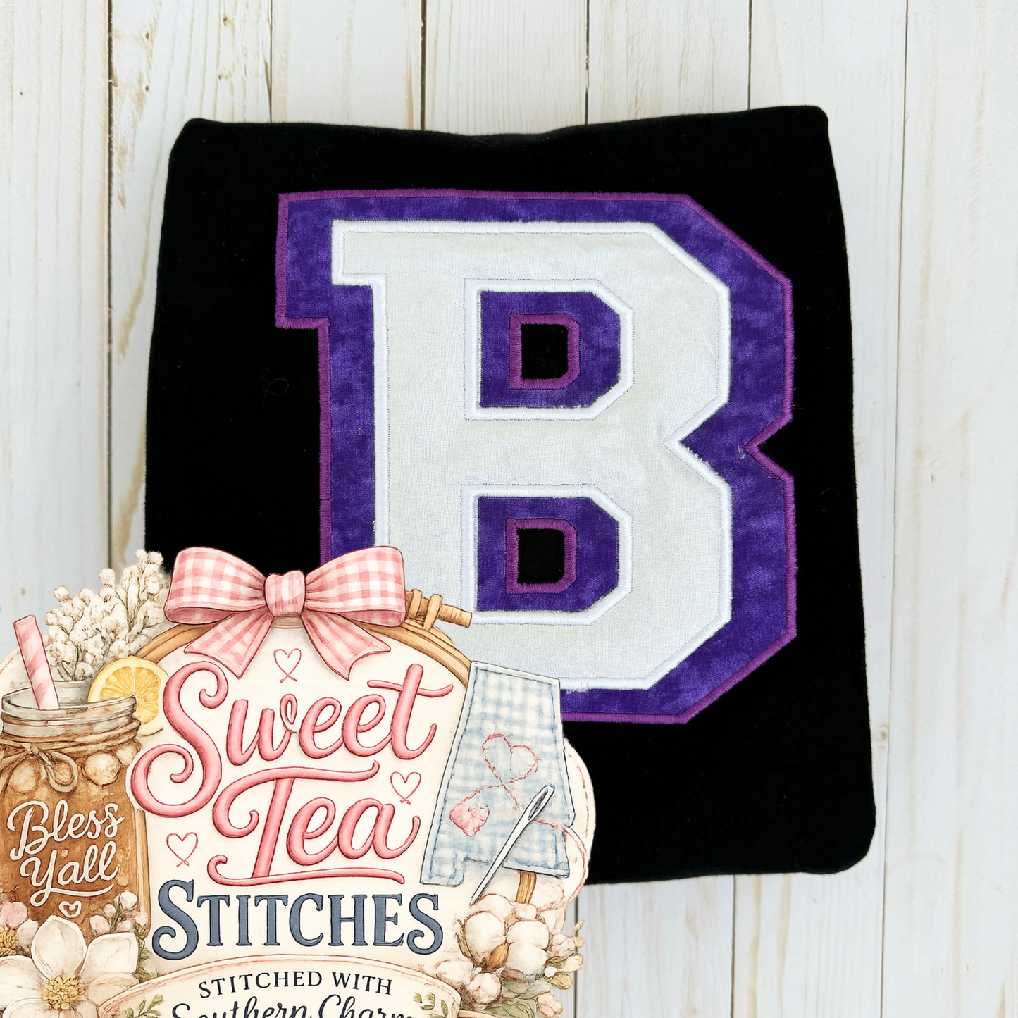 Varsity Letter Appliqué Sweatshirt🏈